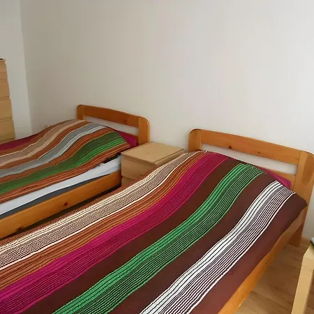 Central Inn *